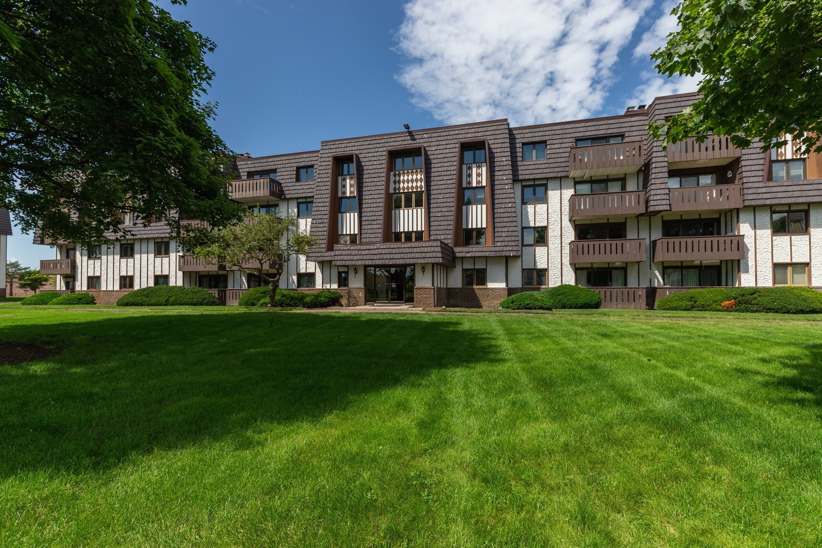 Property Photo: 13000 Heiden Circle 3311-12 IL 60044