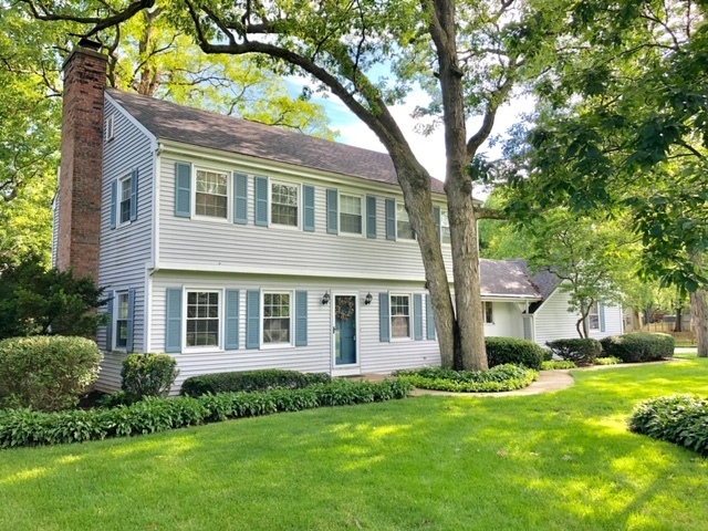 Property Photo: 210 Orchard Avenue IL 60543