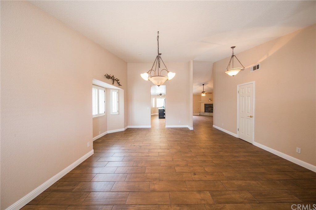 Property Photo:  864 McCloud Street  CA 93455 