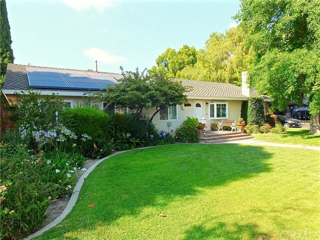 Property Photo: 5355 E Village Road CA 90808