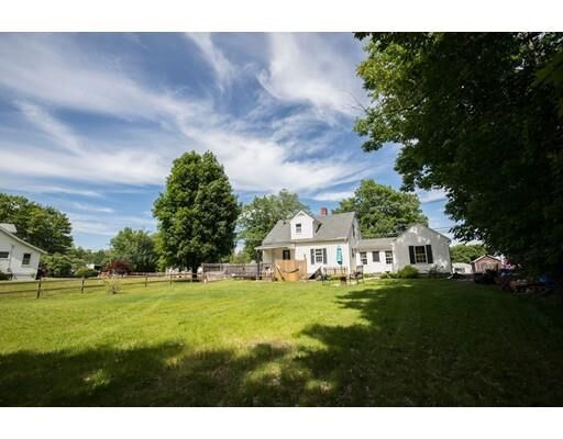 Property Photo:  42 Bacon St  MA 01473 