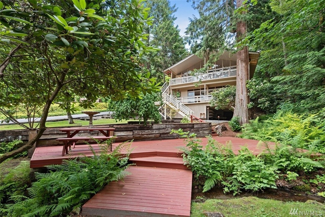 Property Photo:  13603 62nd Ave NE  WA 98034 