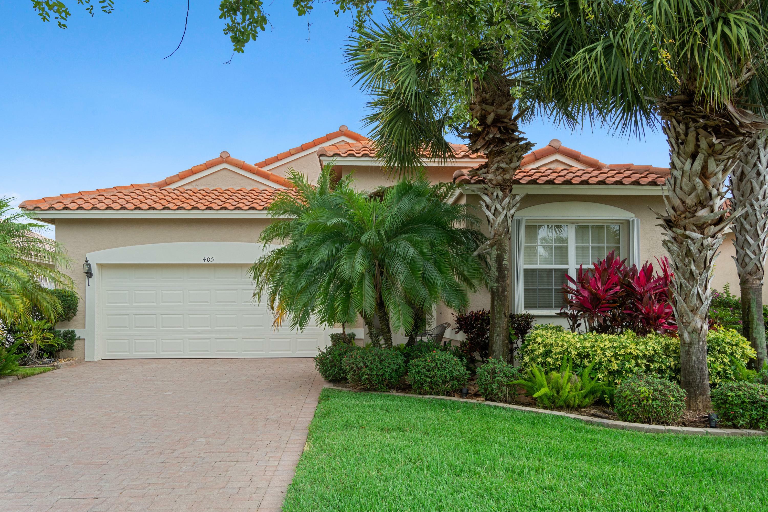 Property Photo:  405 NW Springview Loop  FL 34986 