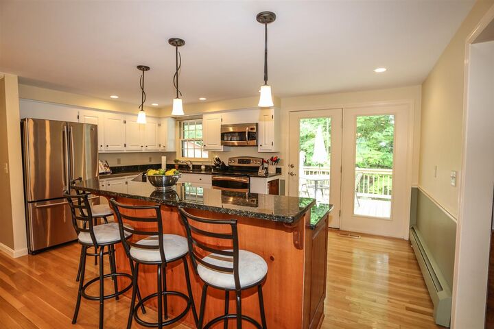 Property Photo: 21 Beaver Brook Circle NH 03031