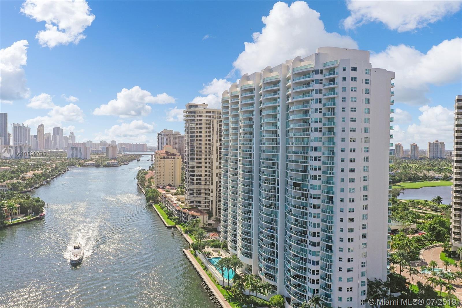 Property Photo: 20201 E Country Club Dr 903 FL 33180