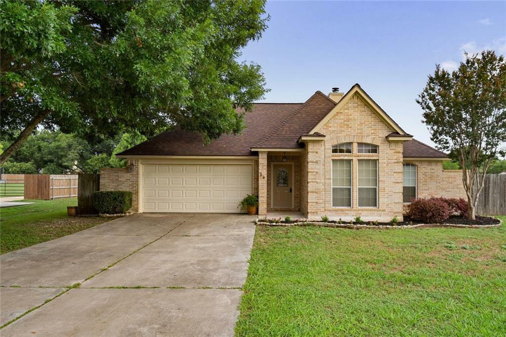 Property Photo: 56 Wandas Court TX 78655
