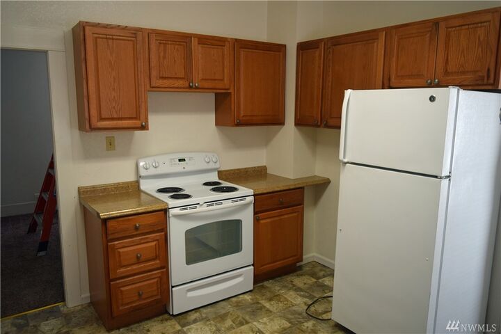 Property Photo:  113 S West Blvd  WA 98520 