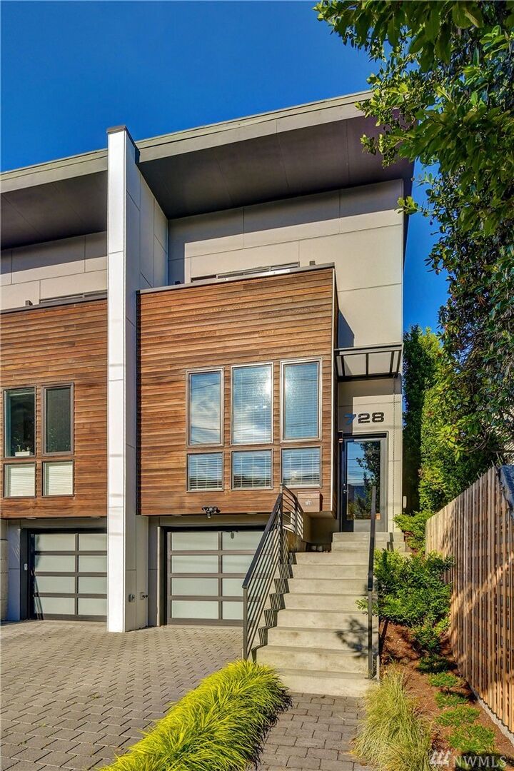 728 14th Ave  Seattle WA 98122 photo