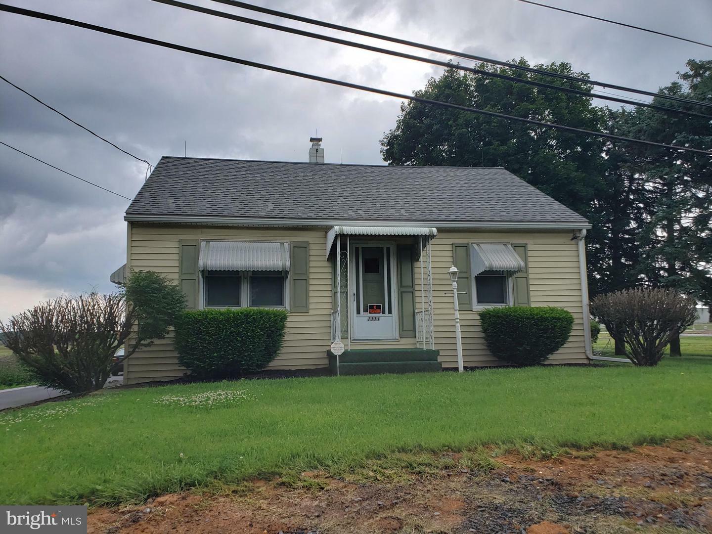 Property Photo:  1111 S Market Street  PA 17055 