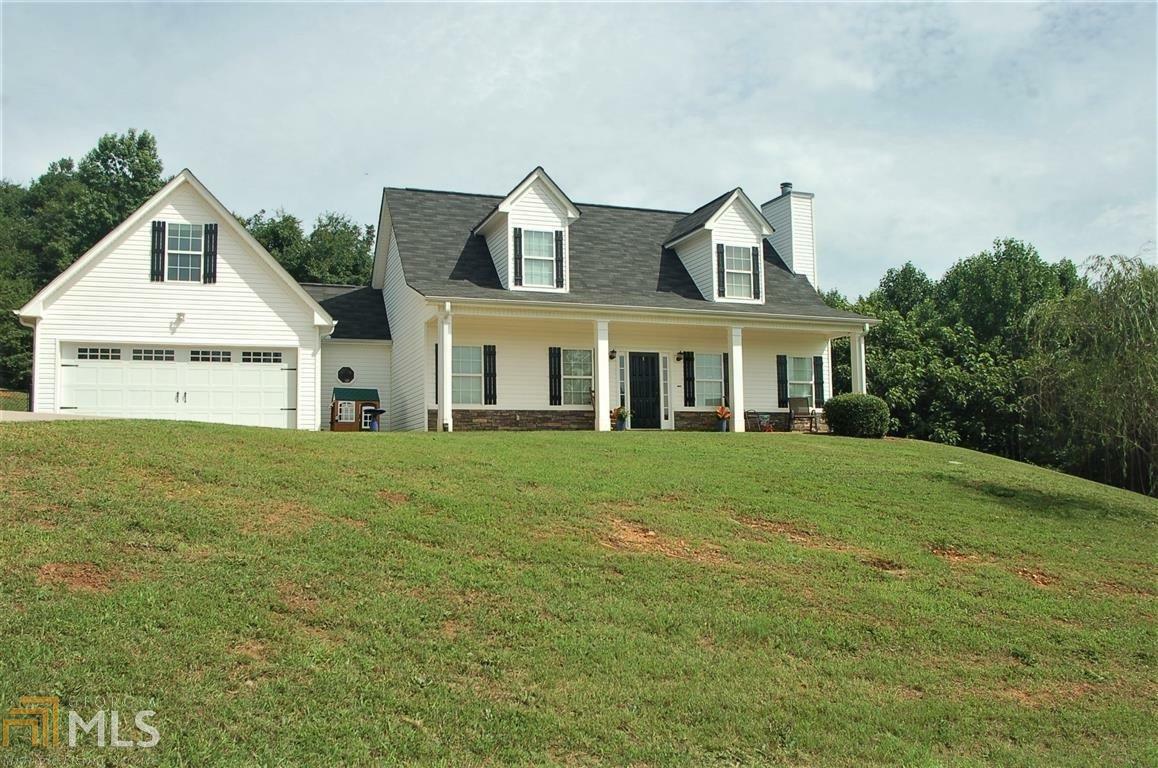 Property Photo:  401 Cedar Hollow Dr  GA 30575 