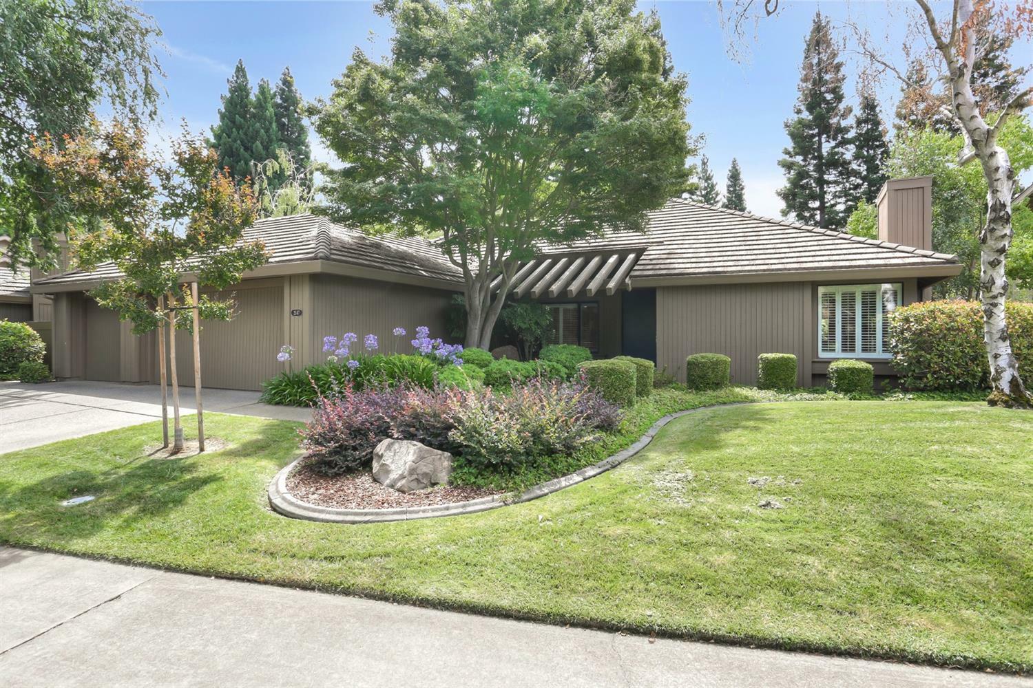 Property Photo:  2147 Dame Shirley Way  CA 95670 