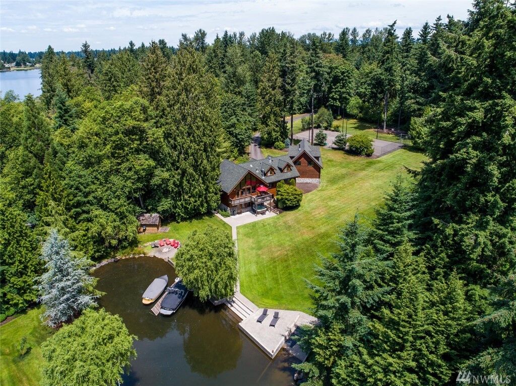 Property Photo: 21120 Snag Island Drive E WA 98391