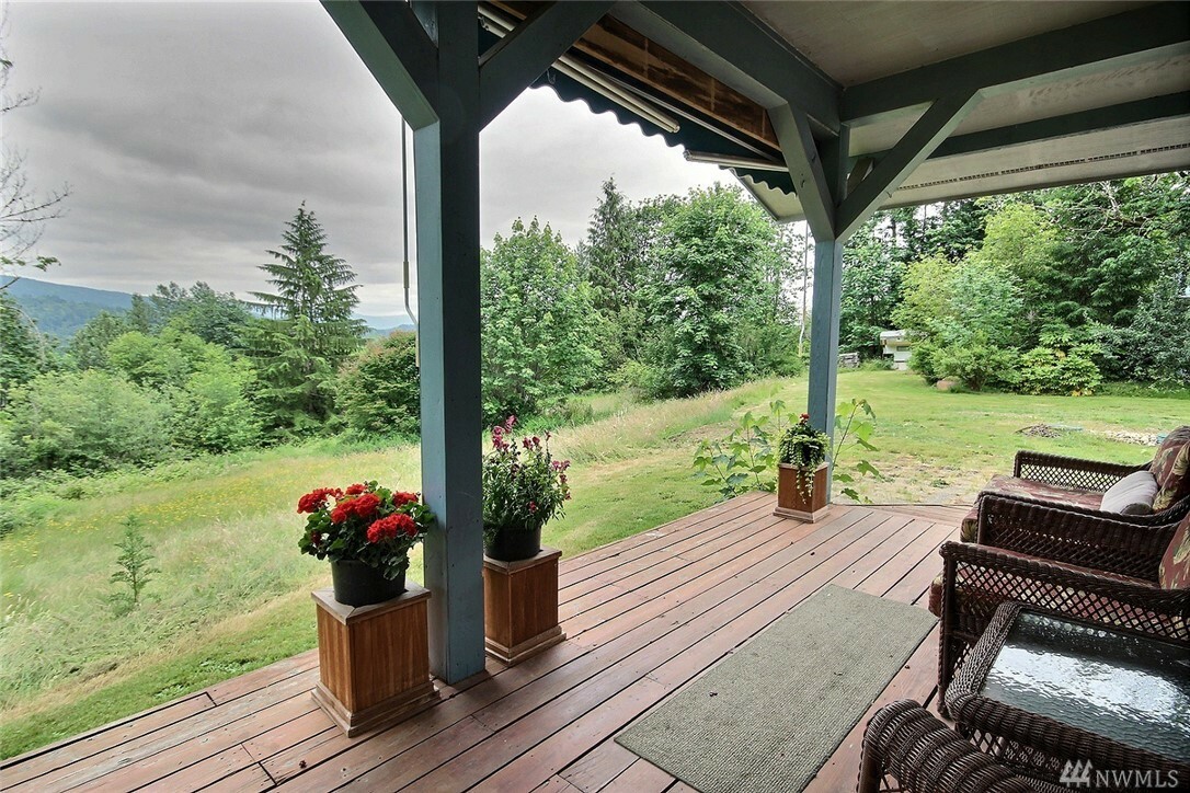 Property Photo:  25401 SE 176th St  WA 98038 