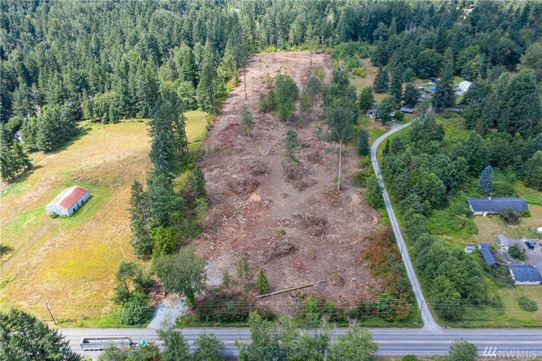 Property Photo: 27148 Meridian E WA 98338