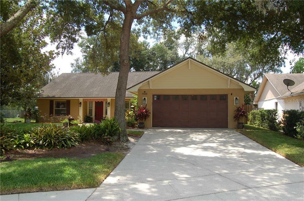 Property Photo:  1568 Crossbeam Drive  FL 32707 