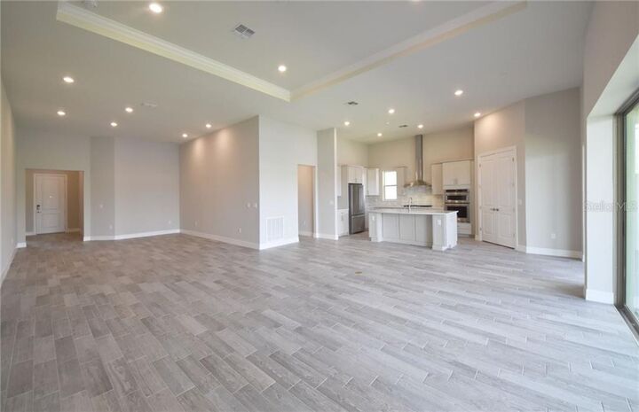 Property Photo:  10055 Covered Moss Drive  FL 32836 