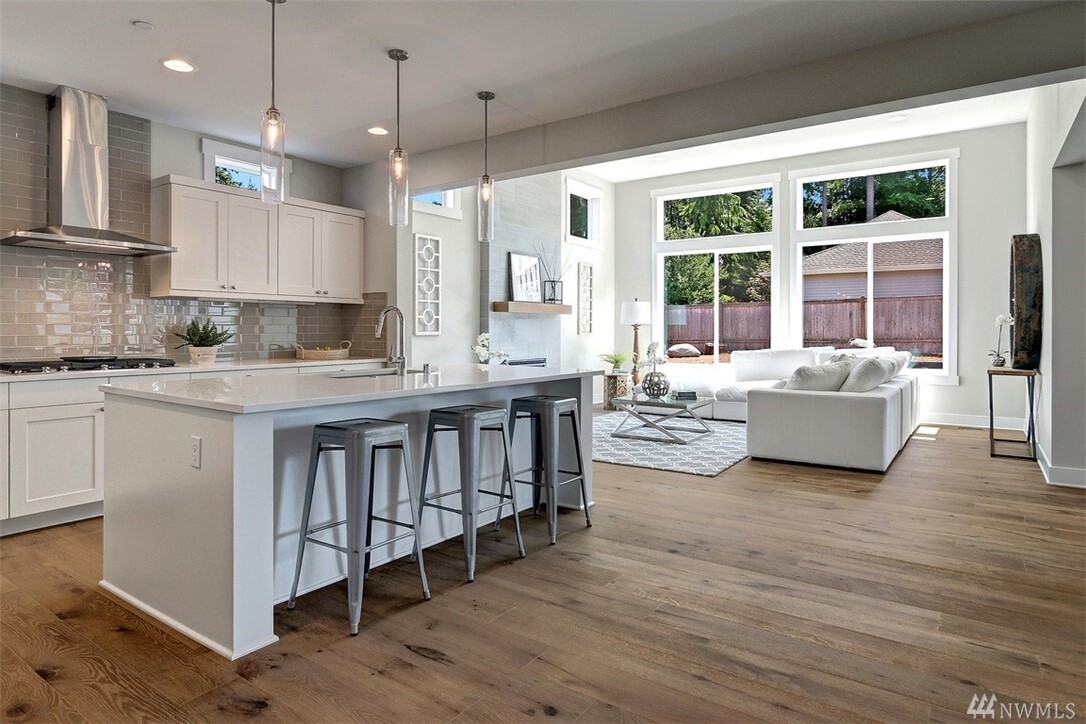 Property Photo:  8704 188th St SW  WA 98026 