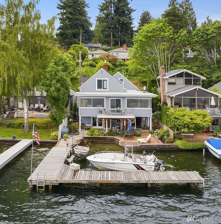 Property Photo: 10644 Riviera Place NE WA 98125