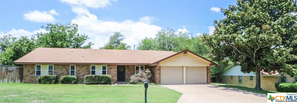 Property Photo: 1708 Elk Trail TX 76548