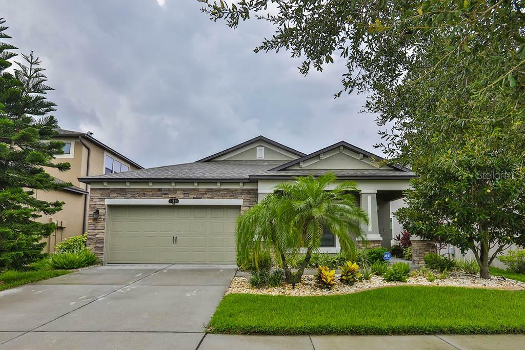 Property Photo:  11623 Palmetto Pine Street  FL 33569 