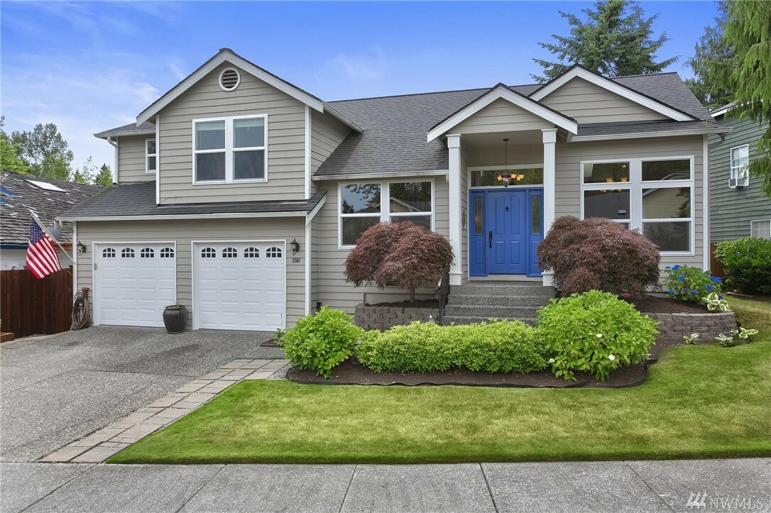 Property Photo: 5506 138th Place SE WA 98208