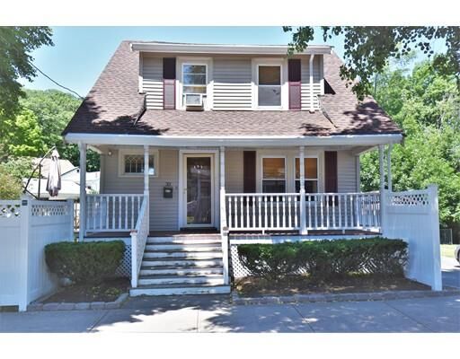 Property Photo:  33 Stanwood Street  MA 01904 