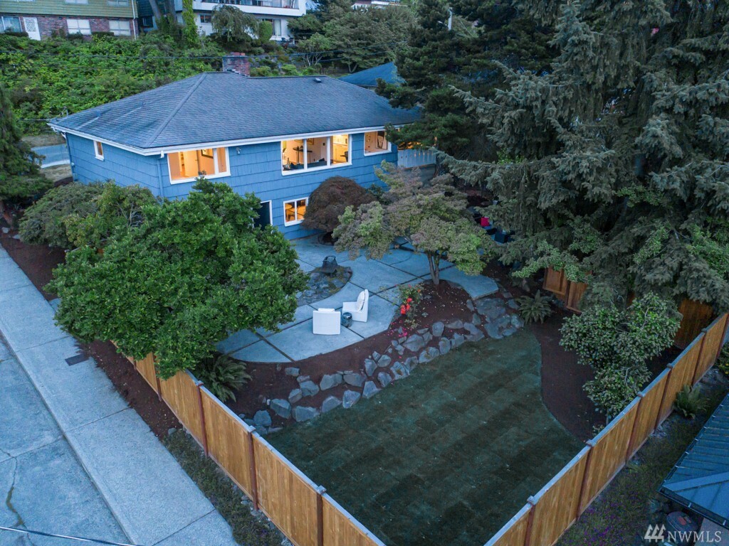 Property Photo:  9003 43rd Place SW  WA 98136 