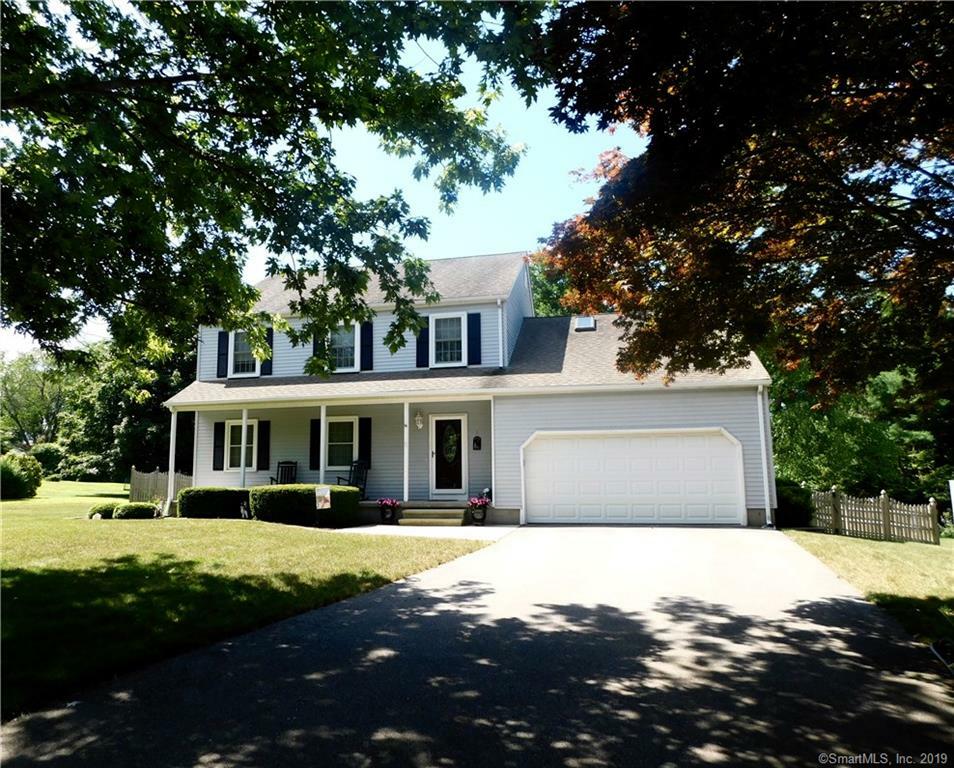 Property Photo: 31 Lapstrake Court CT 06355