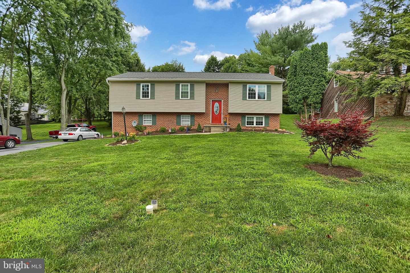 Property Photo:  1123 Millersville Road  PA 17603 