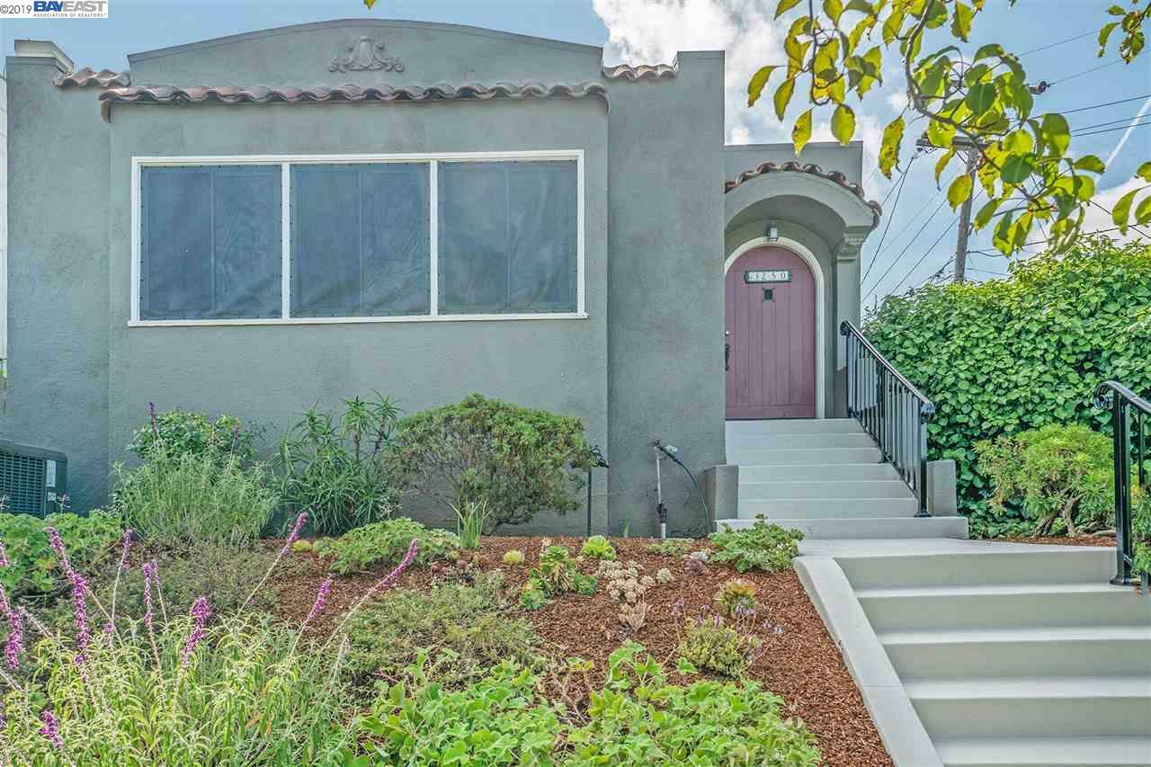 Property Photo:  3250 Coolidge  CA 94602-2834 