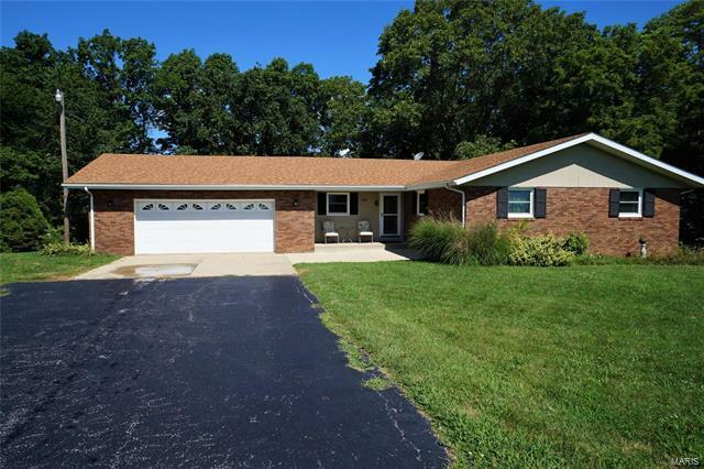 Property Photo: 4255 State Route 160 IL 62249