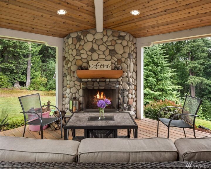 Property Photo: 2207 90th St Ct NW WA 98332