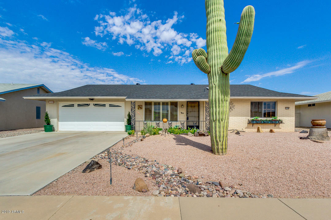 Property Photo:  19608 N Signal Butte Circle  AZ 85373 