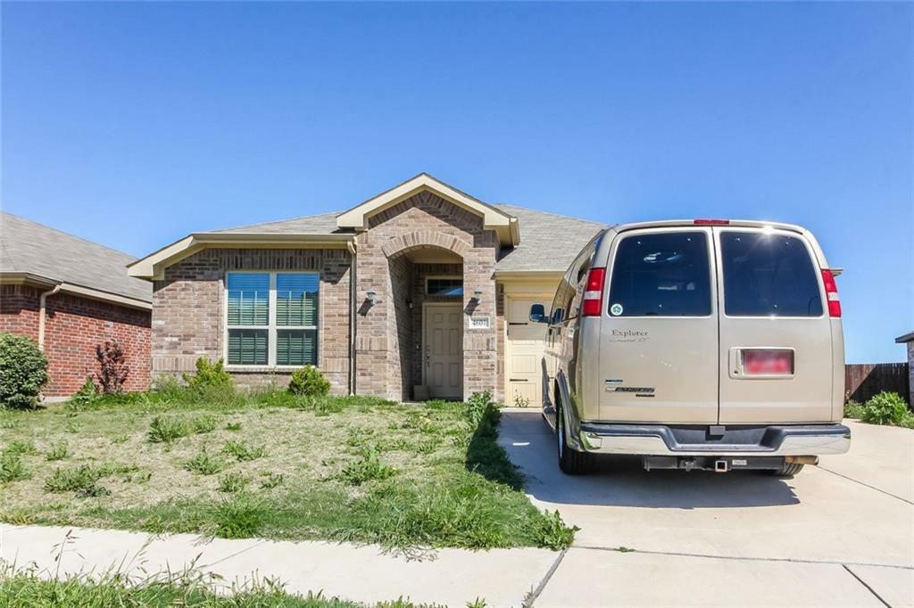 Property Photo:  4604 Rockmill Trail  TX 76179 