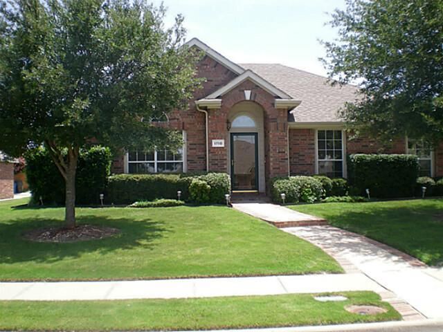 Property Photo: 1710 Pebble Run Drive TX 75002