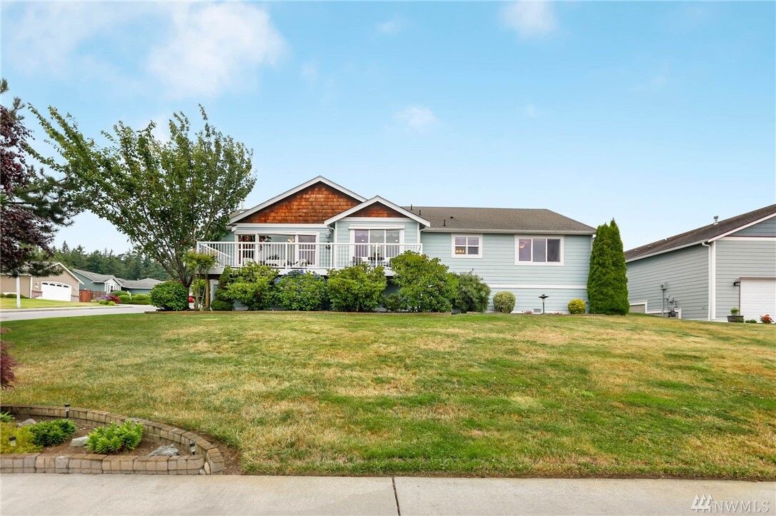 Property Photo: 28215 82nd Dr NW WA 98292