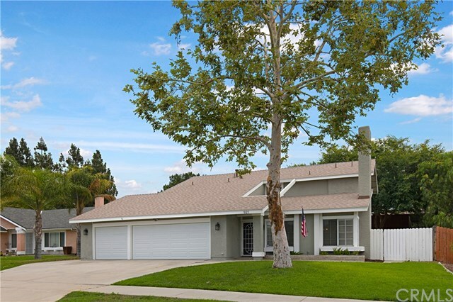 Property Photo:  921 Auburndale Street  CA 92880 