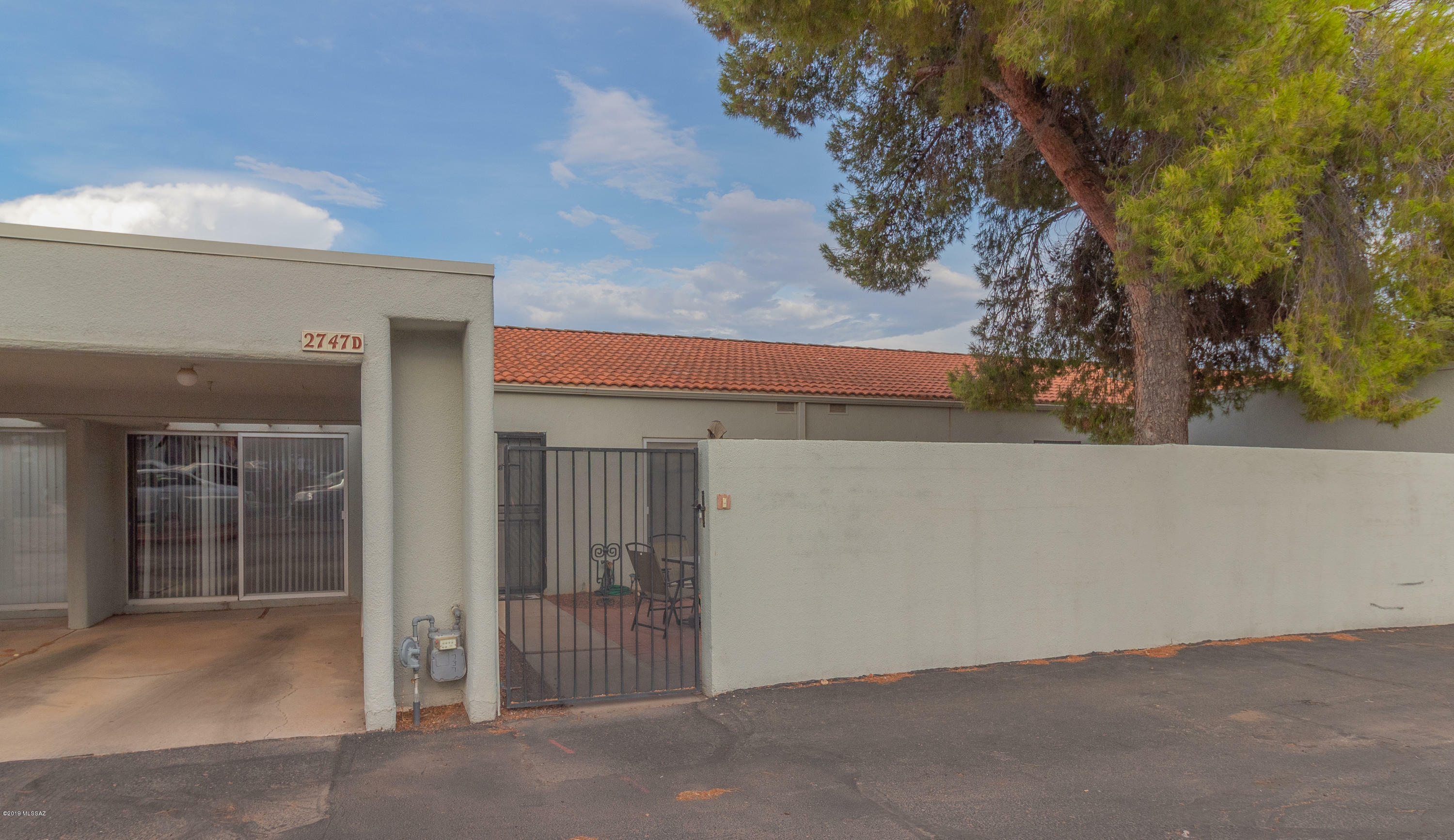 Property Photo:  2747 W Anklam D Road  AZ 85745 