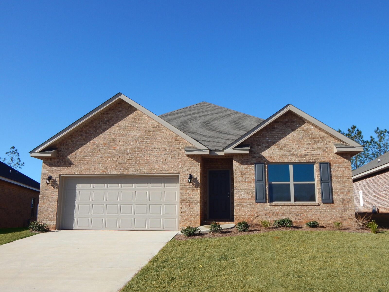 Property Photo: 937 Merganser Way FL 32539