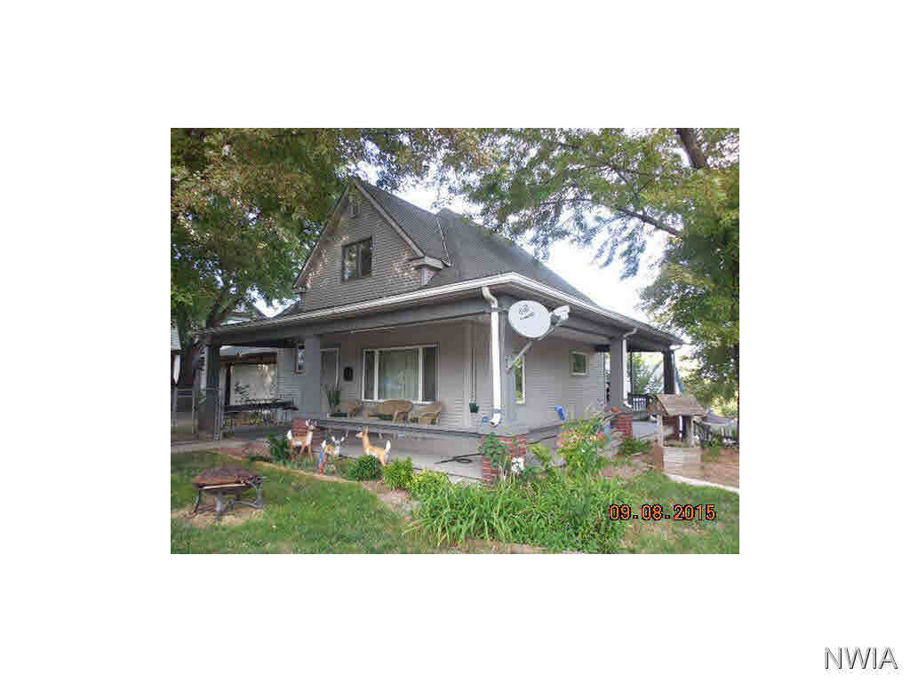 Property Photo:  2400 Court  IA 51104 