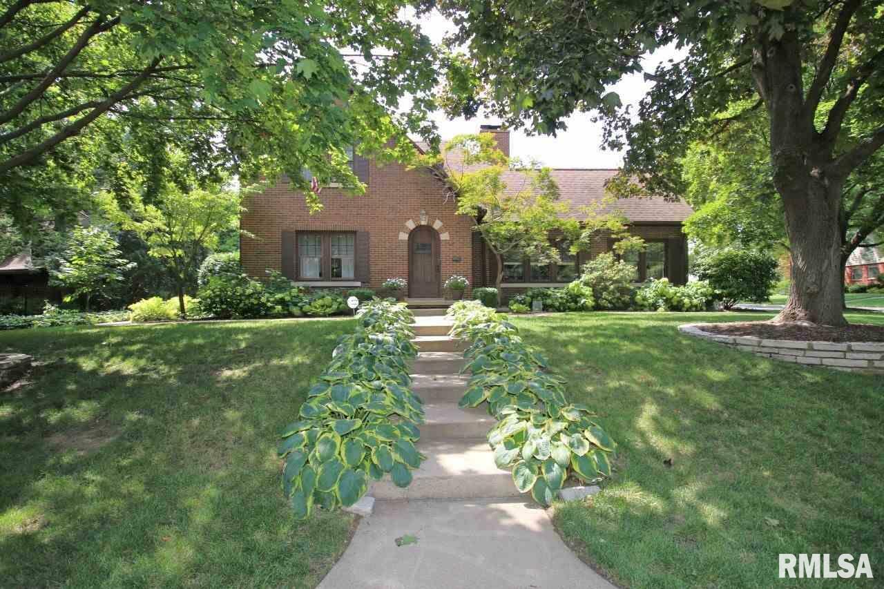 Property Photo:  400 W Crestwood  IL 61614 