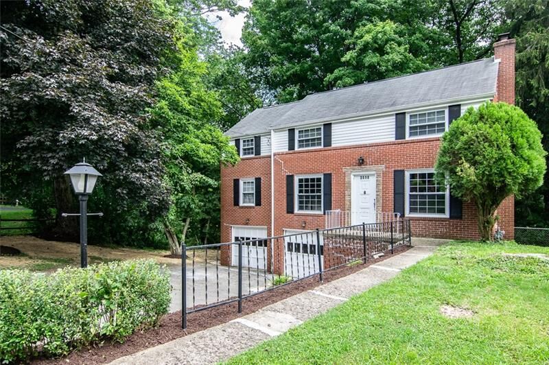 Property Photo: 3518 Ridgewood Dr PA 15235