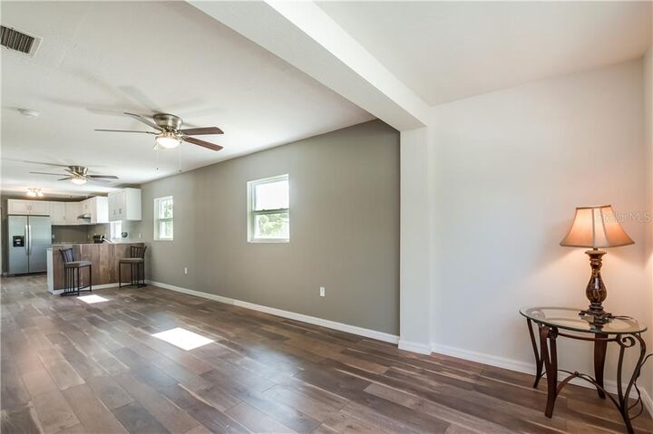 Property Photo: 825 E Jackson Avenue FL 32757