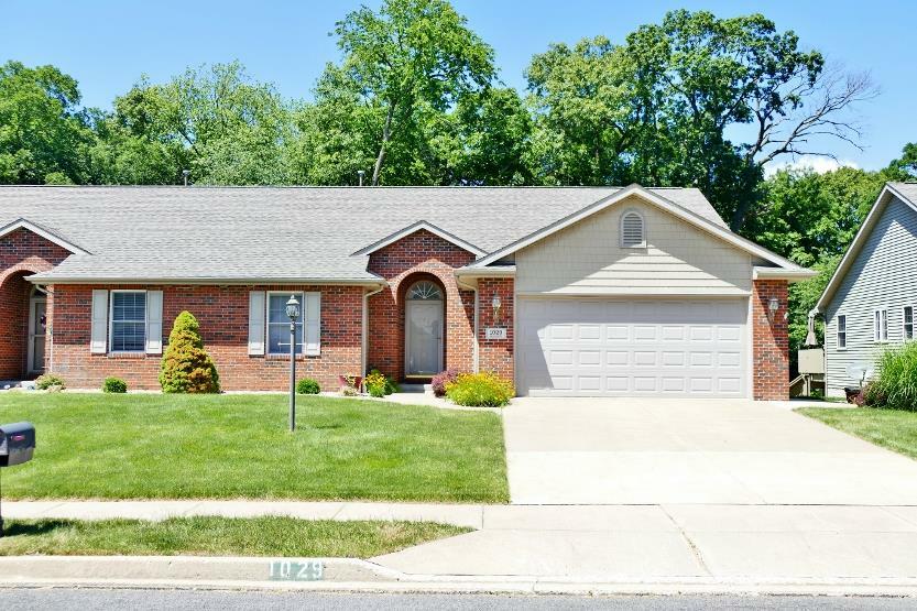 Property Photo:  1029 W Tall Oaks  IL 61607 