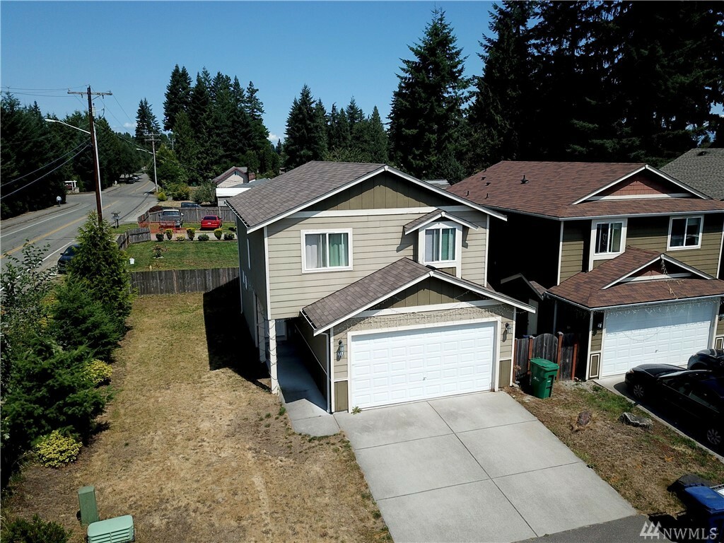 Property Photo:  2712 97th Place SE A  WA 98208 