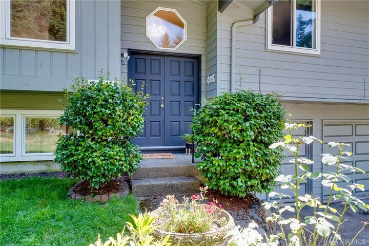 Property Photo: 7011 Bridle Vale Blvd NW WA 98311