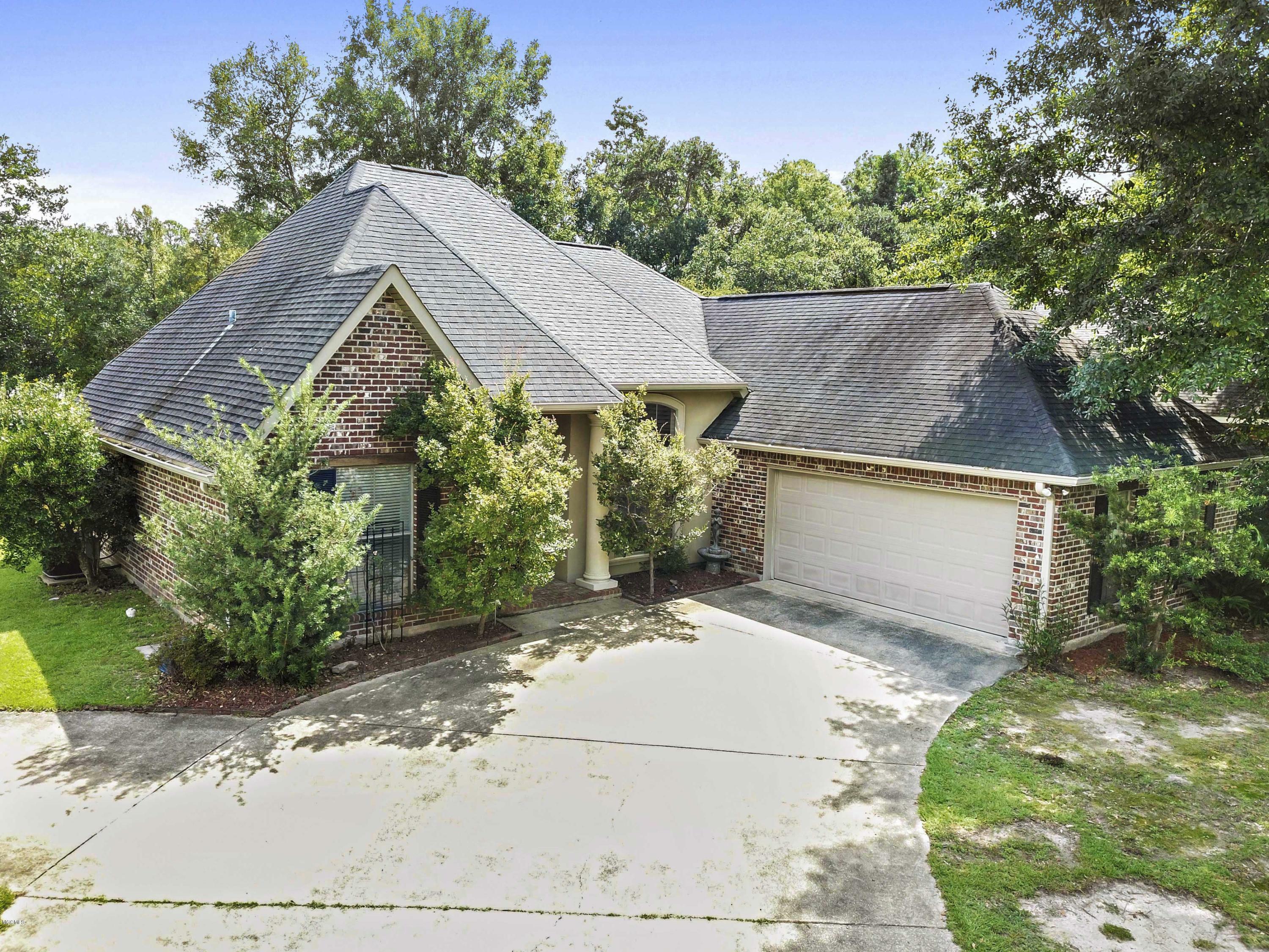 Property Photo:  63715 N Diamondhead Drive  MS 39525 