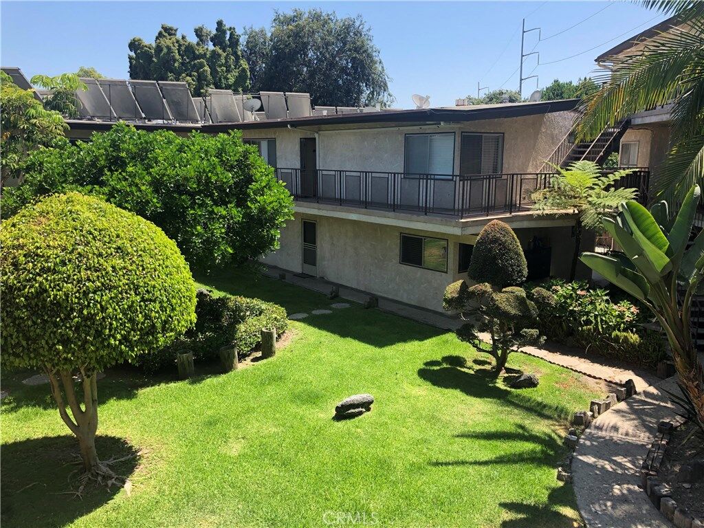 Property Photo:  7000 S La Cienega Boulevard 27  CA 90302 