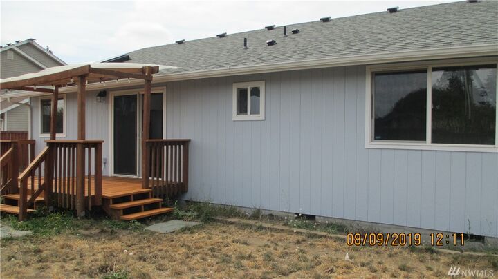 Property Photo: 15736 95th Ct SE WA 98597