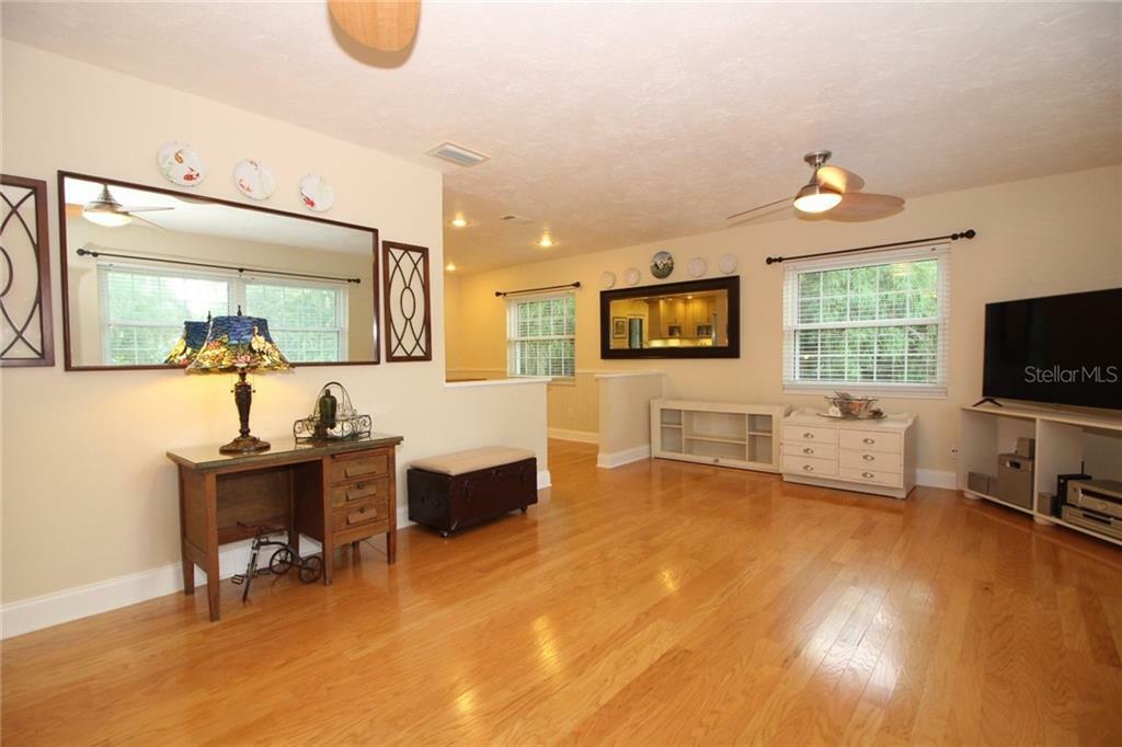 Property Photo:  534 Mead Drive  FL 32765 